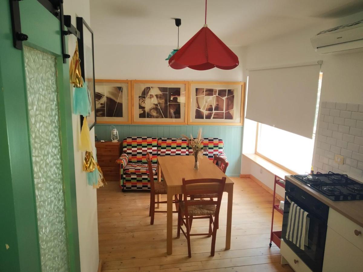 La Finestra Sul Cortile Bed & Breakfast Atri Bagian luar foto