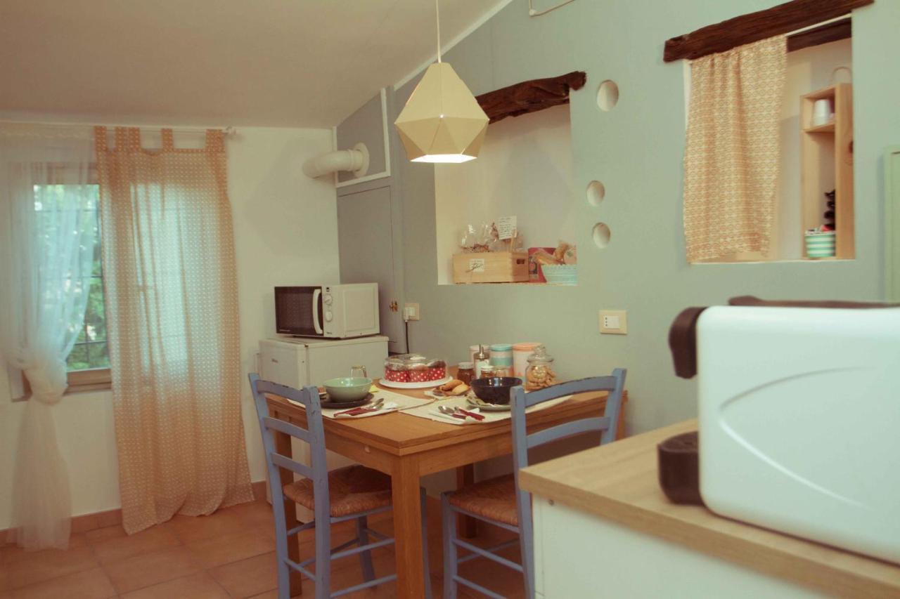 La Finestra Sul Cortile Bed & Breakfast Atri Bagian luar foto